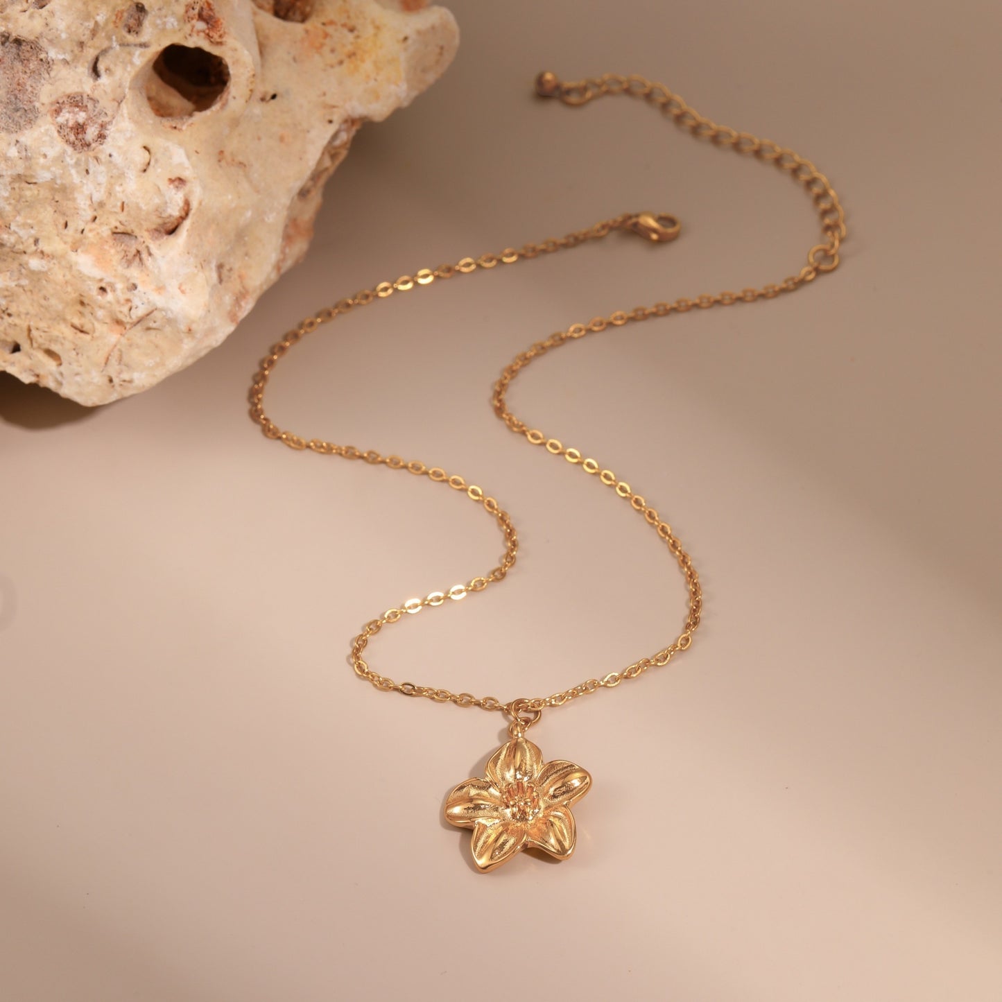 Golden Bloom Necklace