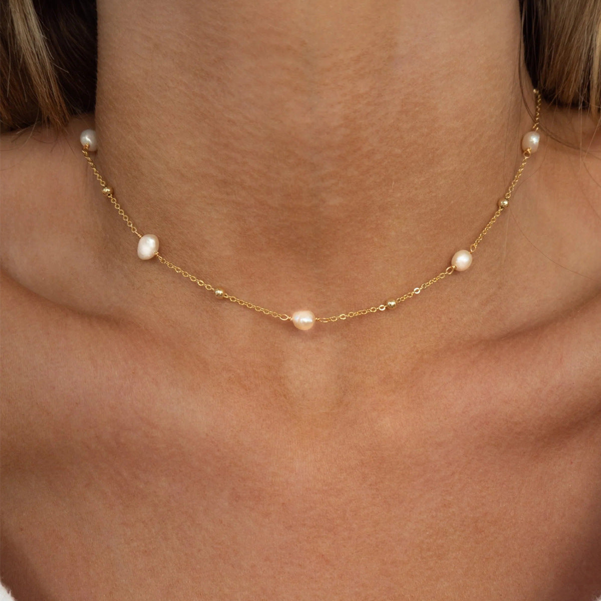 Ivory Strand Collar