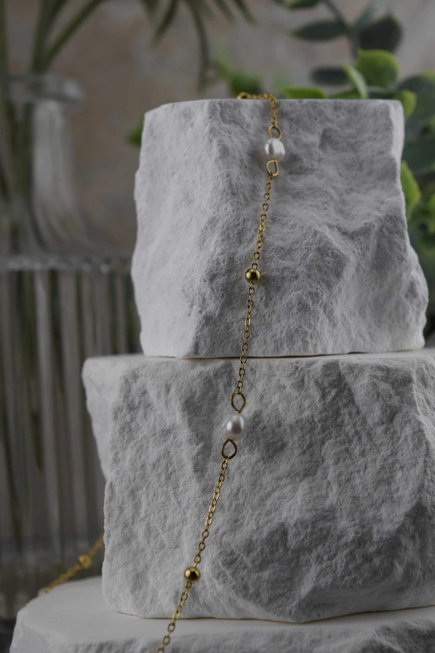 Ivory Strand Collar